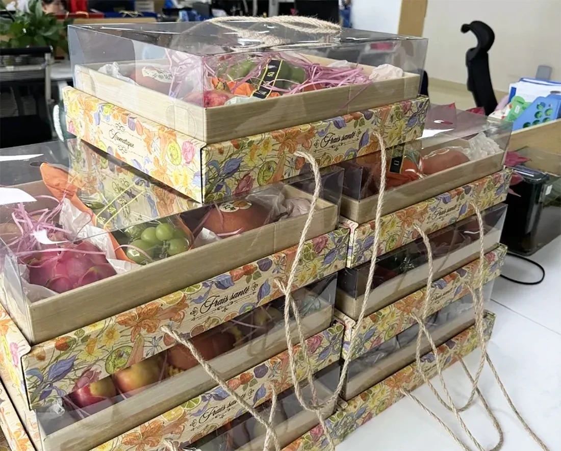 Portable fruit box